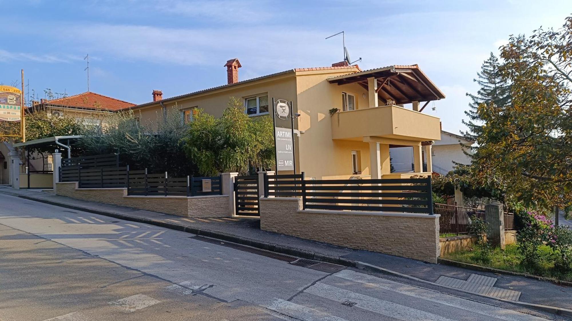 PUY Apartment Mir מראה חיצוני תמונה