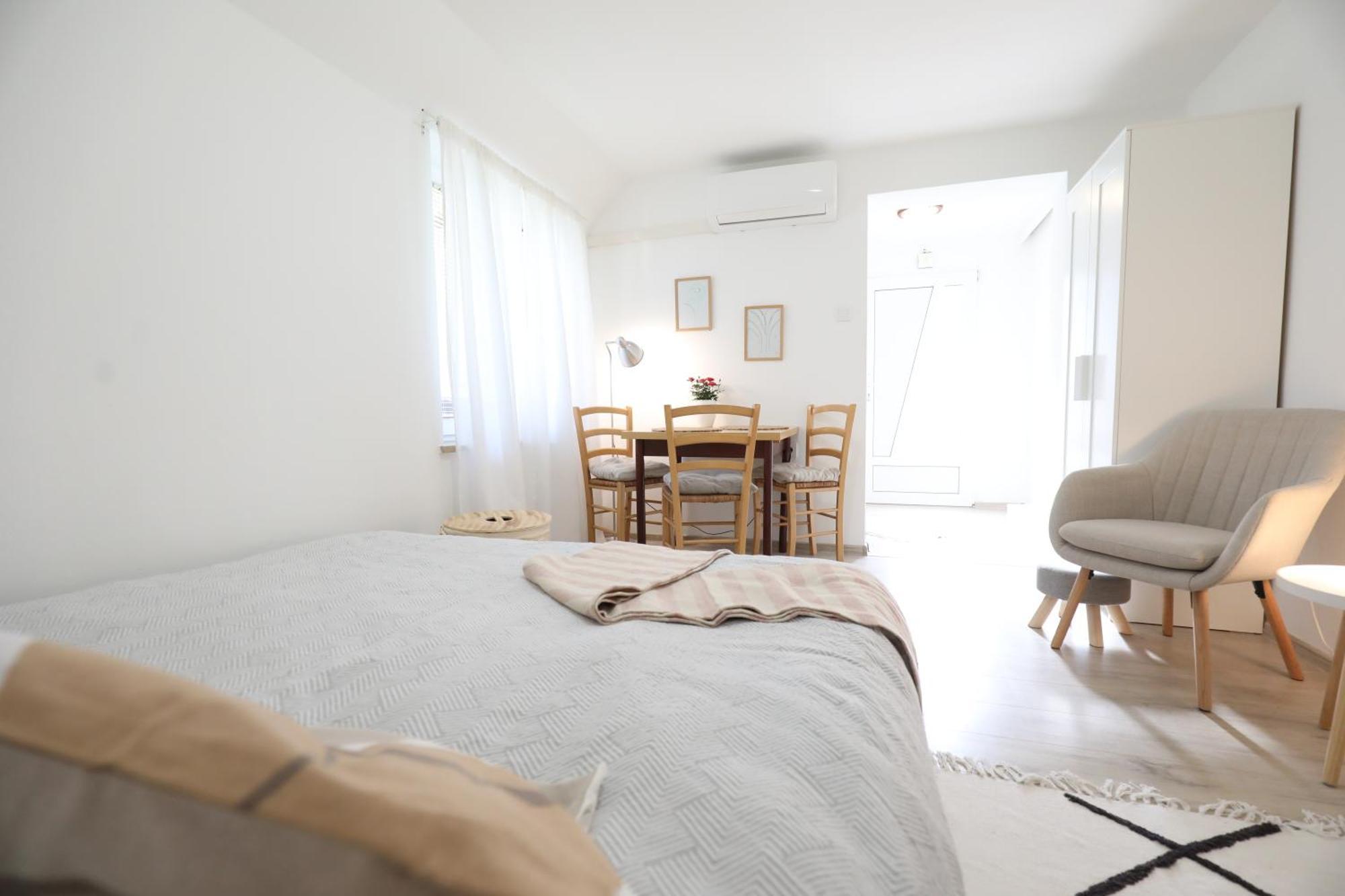 PUY Apartment Mir מראה חיצוני תמונה