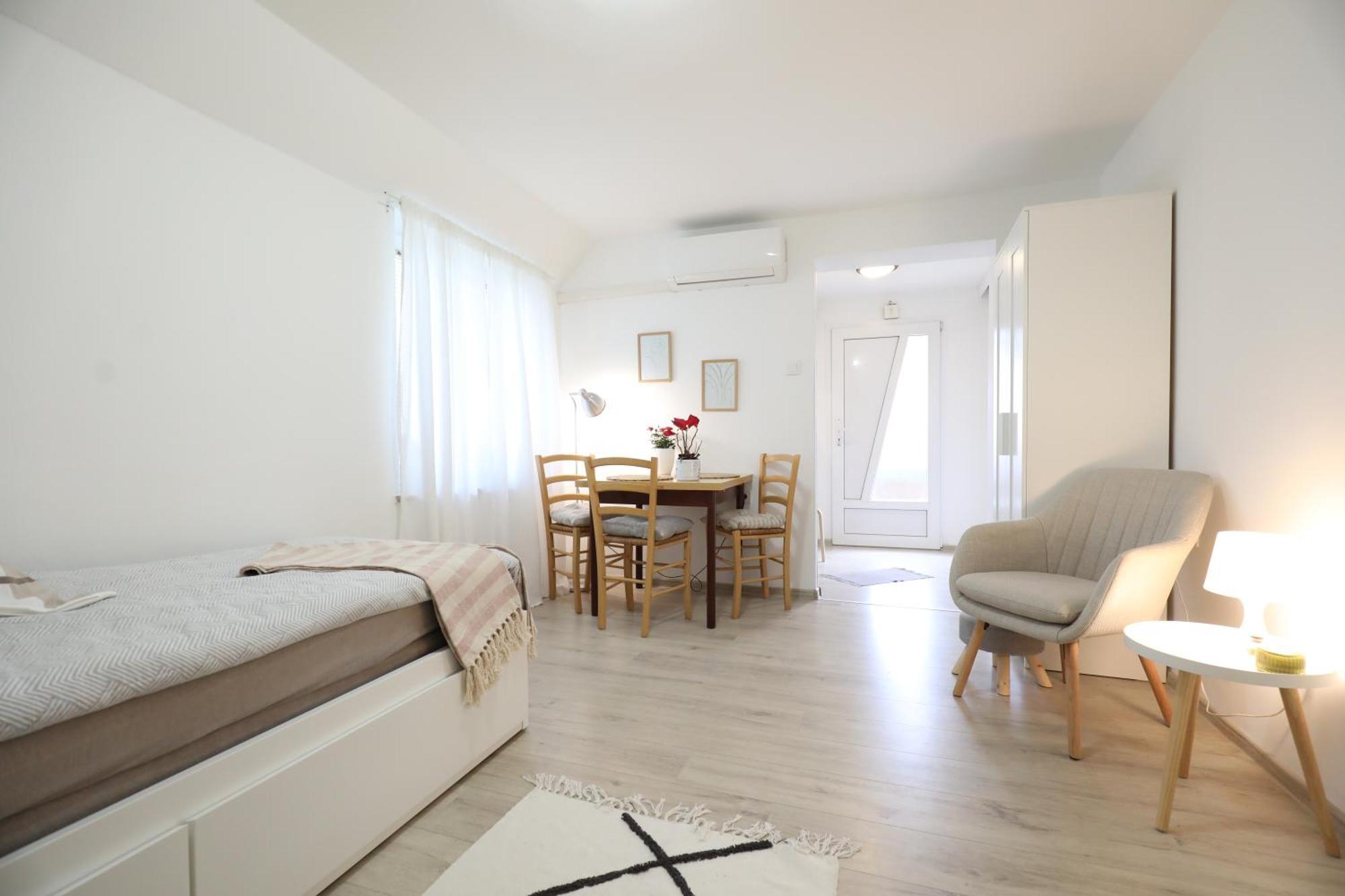 PUY Apartment Mir מראה חיצוני תמונה